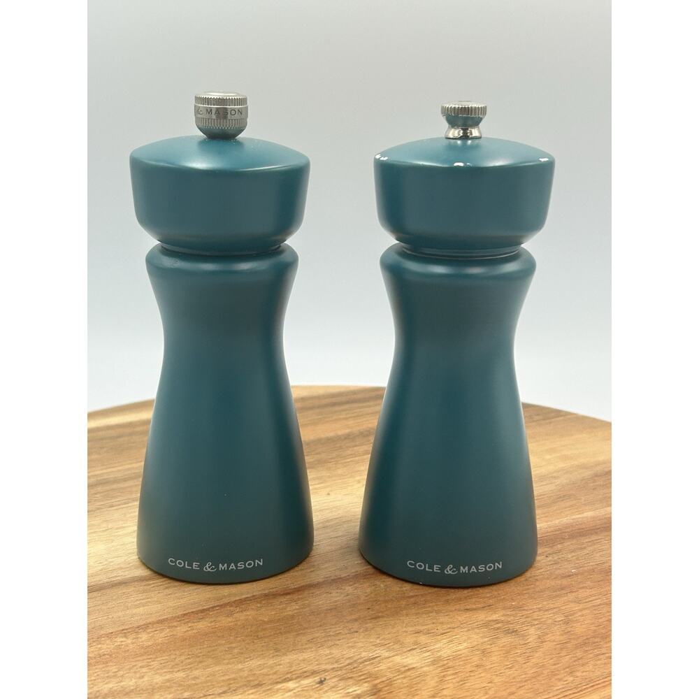 Cole & Mason Salt Pepper Grinder Mill Set Teal Wood 7” Farmhouse Kitchen Decor
